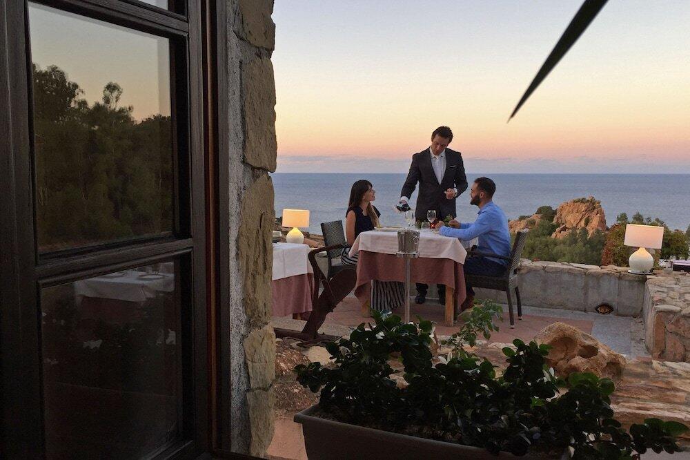 Foto de restauración de Hotel Monte Turri - Adults Only