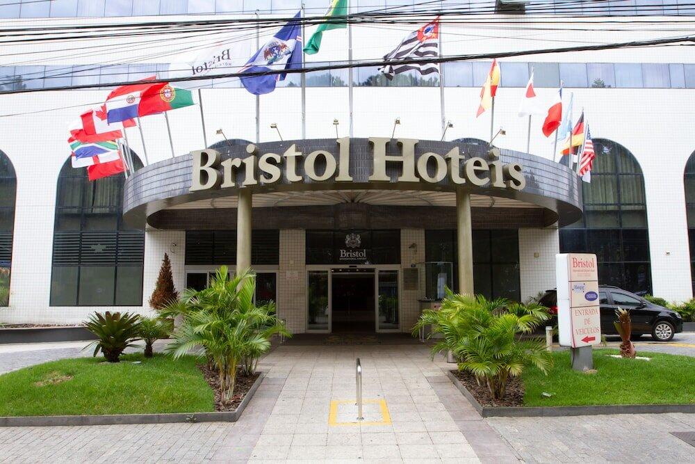 Foto del exterior de Bristol International Airport Hotel