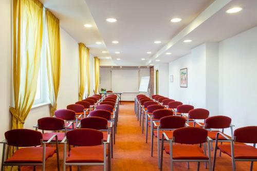 Foto de los servicios de Hotel ibis Styles Bari Giovinazzo