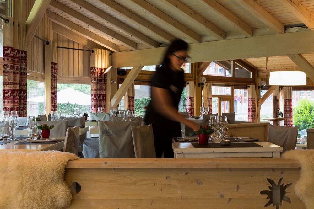 Foto de las zonas nobles de Chalet-Hôtel La Chemenaz, The Originals Relais (Hotel-Chalet de Tradition)