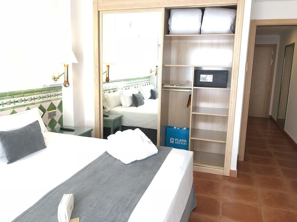 Foto de una habitación de Hotel Playacálida
