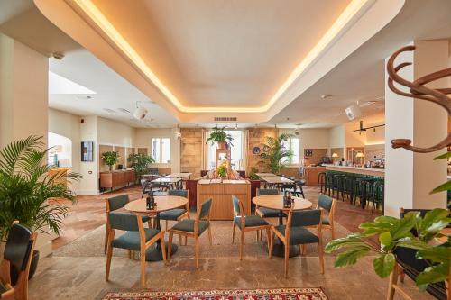 Foto de restauración de M House Hotel