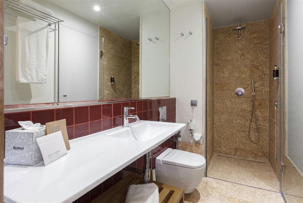 Foto del baño de Neya Porto Hotel