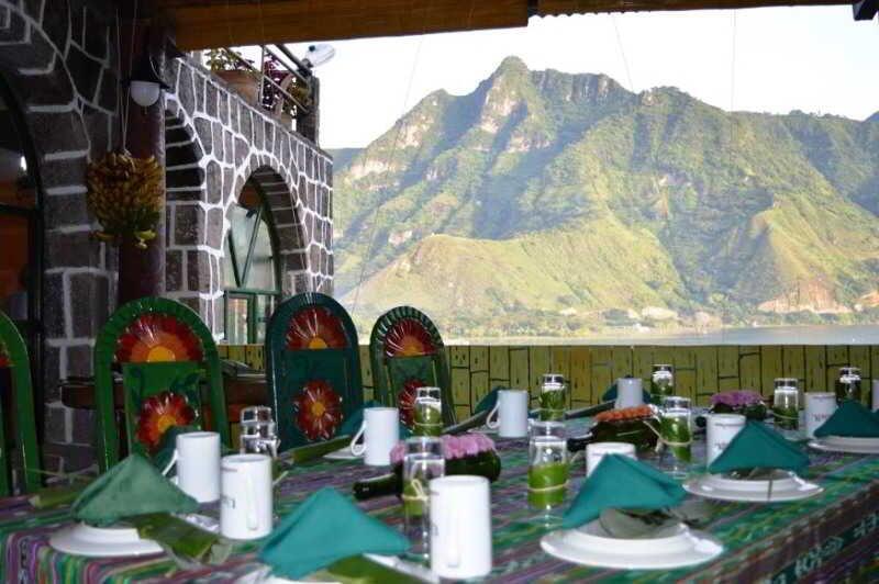 Foto general de Eco Hotel Uxlabil Atitlan