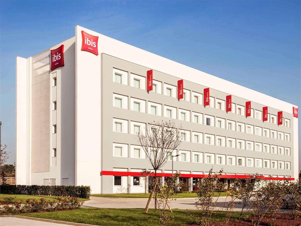 Foto general de Hotel Ibis Milano Fiera
