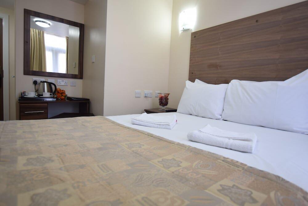 Foto de una habitación de Lucky 8 Hotel