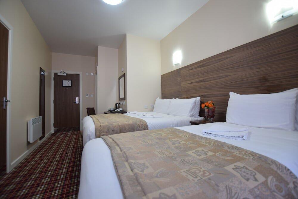 Foto de una habitación de Lucky 8 Hotel