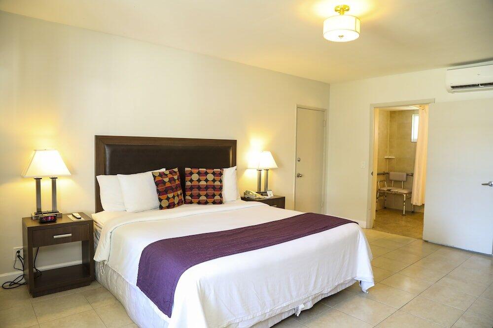 Foto de una habitación de Collins Hotel