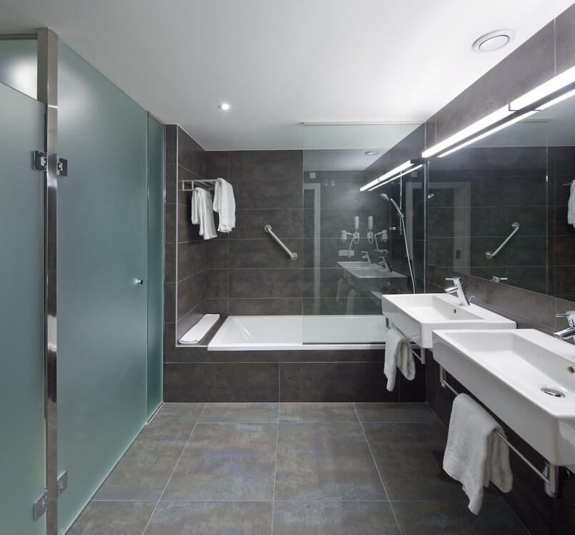 Foto del baño de Hotel Sercotel Hola Tafalla