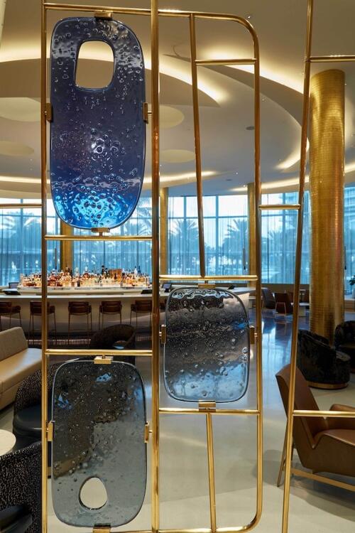 Foto de restauración de Hotel Fontainebleau Miami Beach