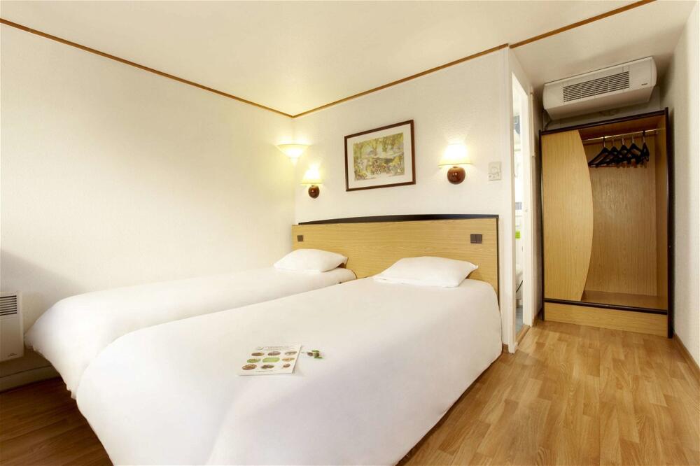 Foto de una habitación de Hotel Campanile Brive-La-Gaillarde Ouest