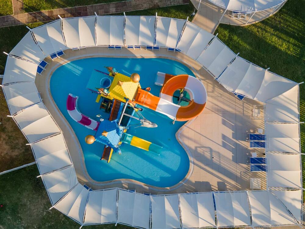Foto de los servicios de Complejo Euphoria Palm Beach Resort