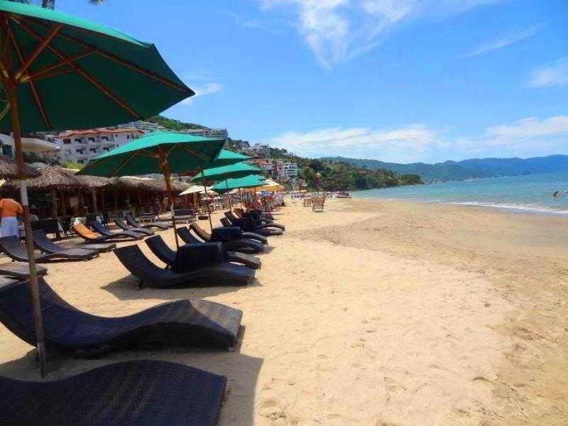 Foto general de Emperador Vallarta Beachfront Hotel and Suites