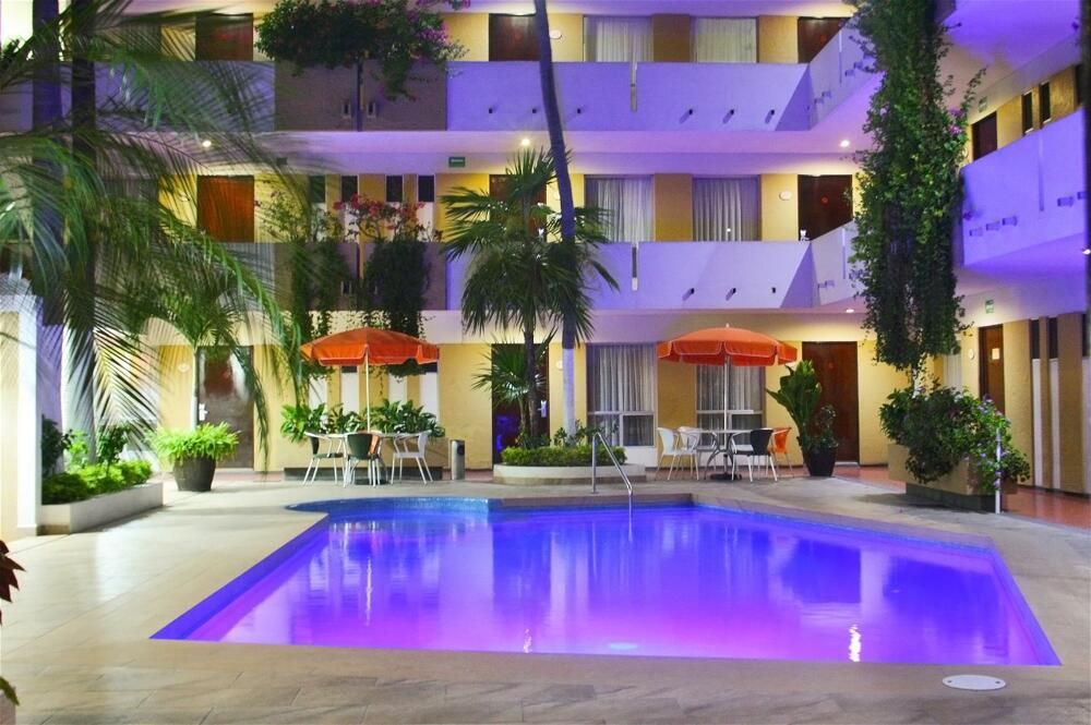 Foto de los servicios de Hotel Azteca Inn