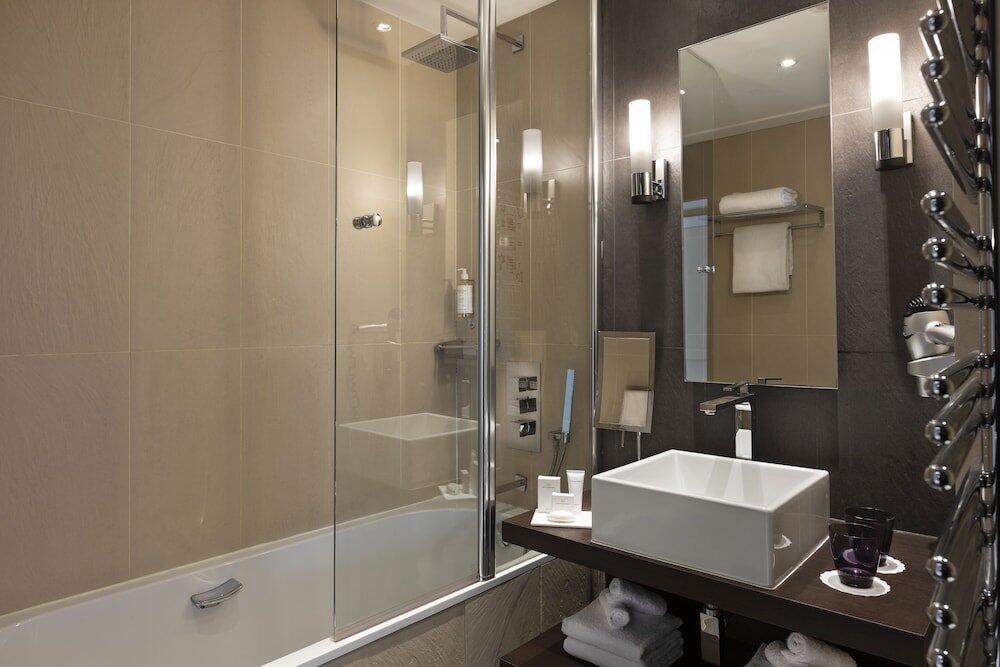 Foto del baño de Hôtel Barrière Le Gray d&amp;#039;Albion