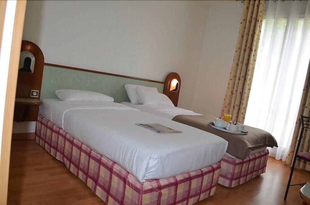 Foto de una habitación de Hostellerie Saint Vincent Beauvais Aeroport