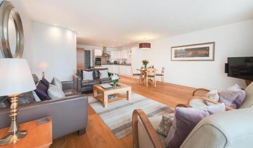 Foto de restauración de Highland Apartments by Mansley