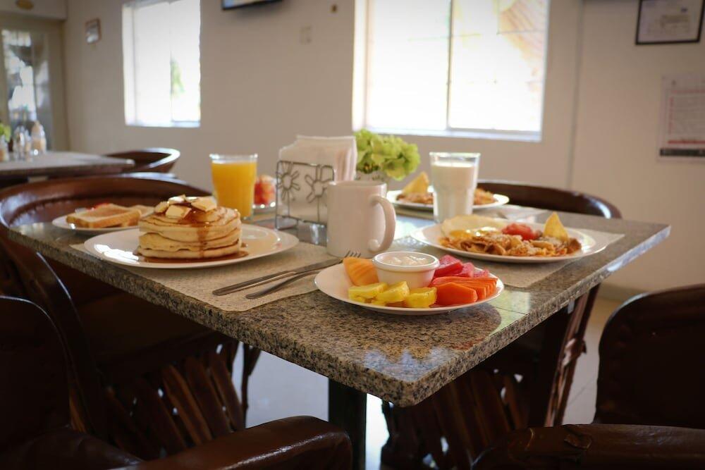 Foto de restauración de Hotel Zar Colima