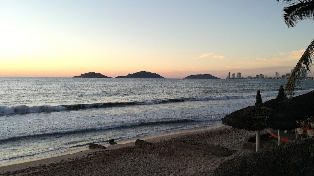 Foto del entorno de Hotel Hacienda Mazatlán sea view