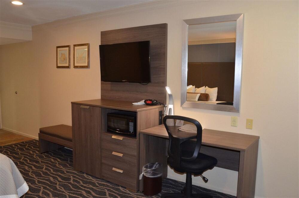 Foto de una habitación de Hotel Best Western Plus Hill House