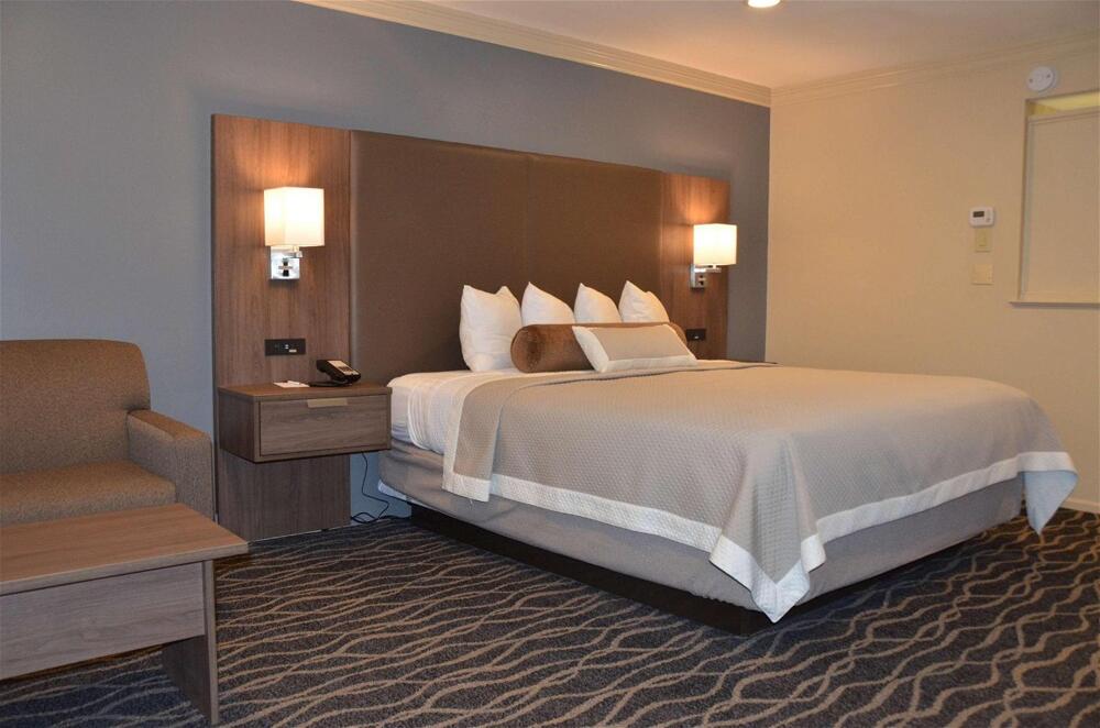 Foto de una habitación de Hotel Best Western Plus Hill House