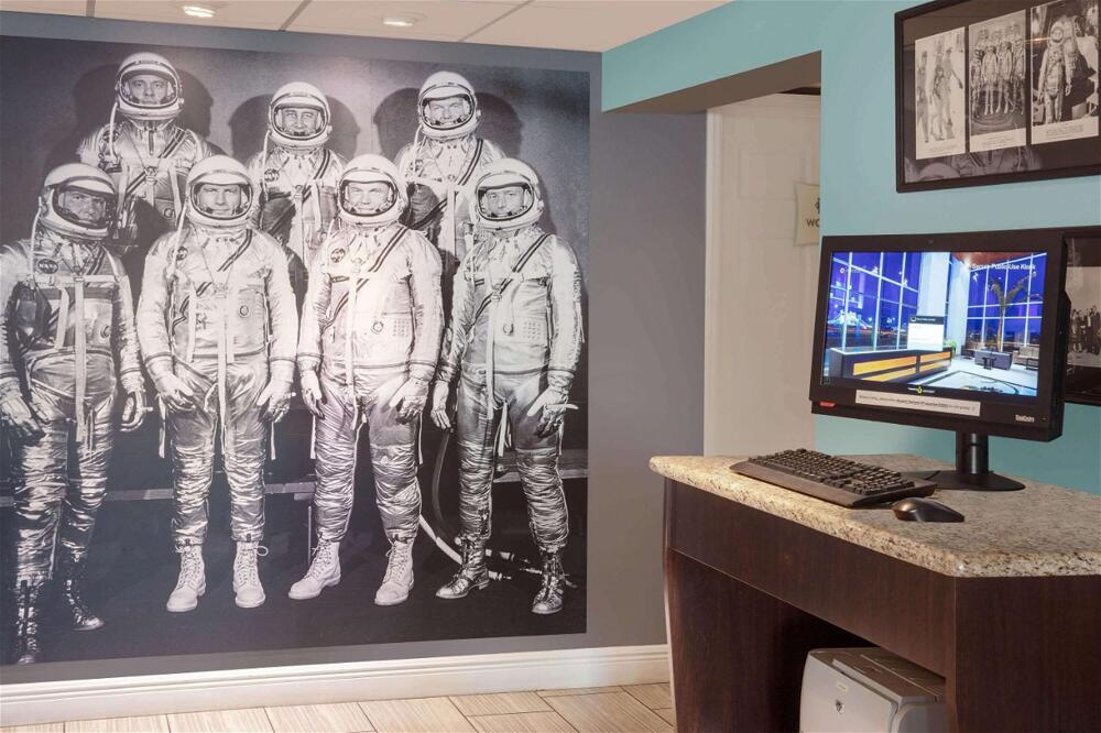 Foto de los servicios de Hotel La Quinta Inn by Wyndham Cocoa Beach-Port Canaveral