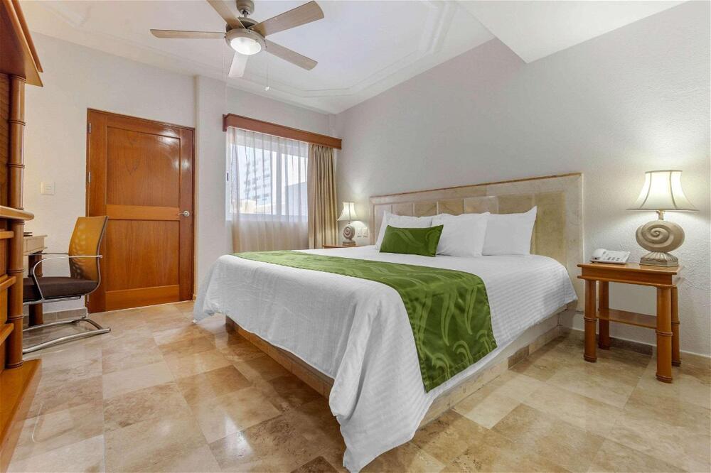 Foto de una habitación de Hotel Quality Inn Mazatlan