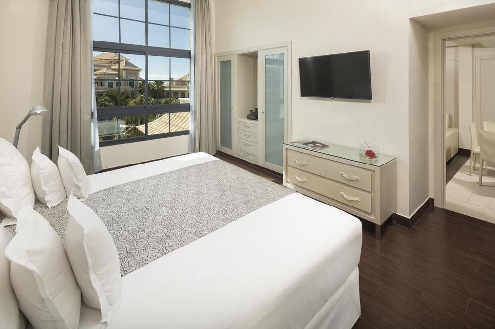 Foto de una habitación de Hotel Gran Melia Palacio de Isora Resort &amp;amp; Spa