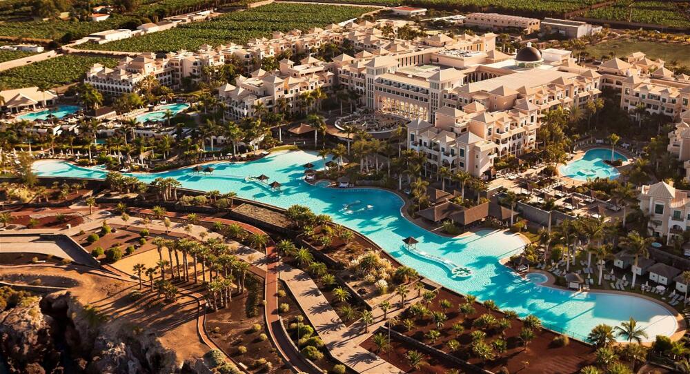 Foto del exterior de Hotel Gran Melia Palacio de Isora Resort &amp;amp; Spa