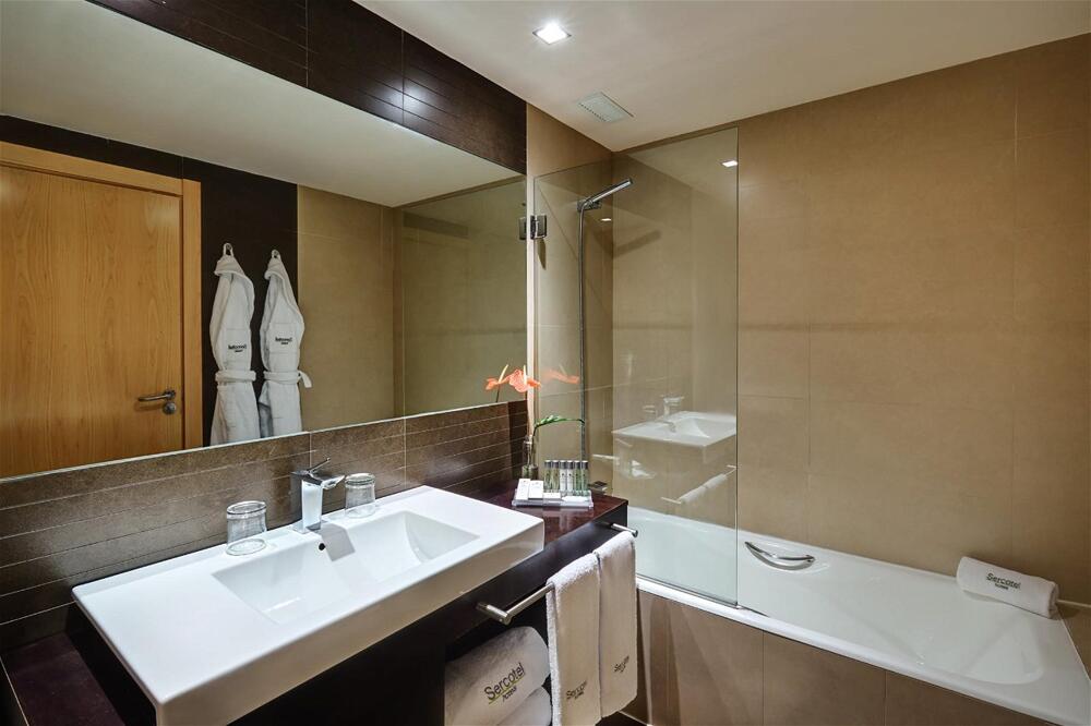 Foto del baño de Hotel Sercotel Portales