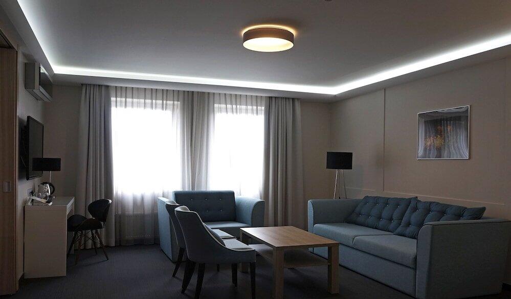 Foto de una habitación de Amrita Hotel