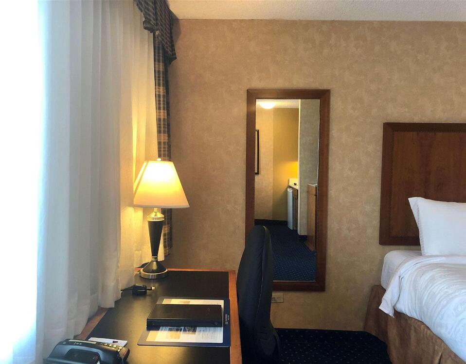 Foto de una habitación de Hotel Best Western Plus Suites Downtown Calgary