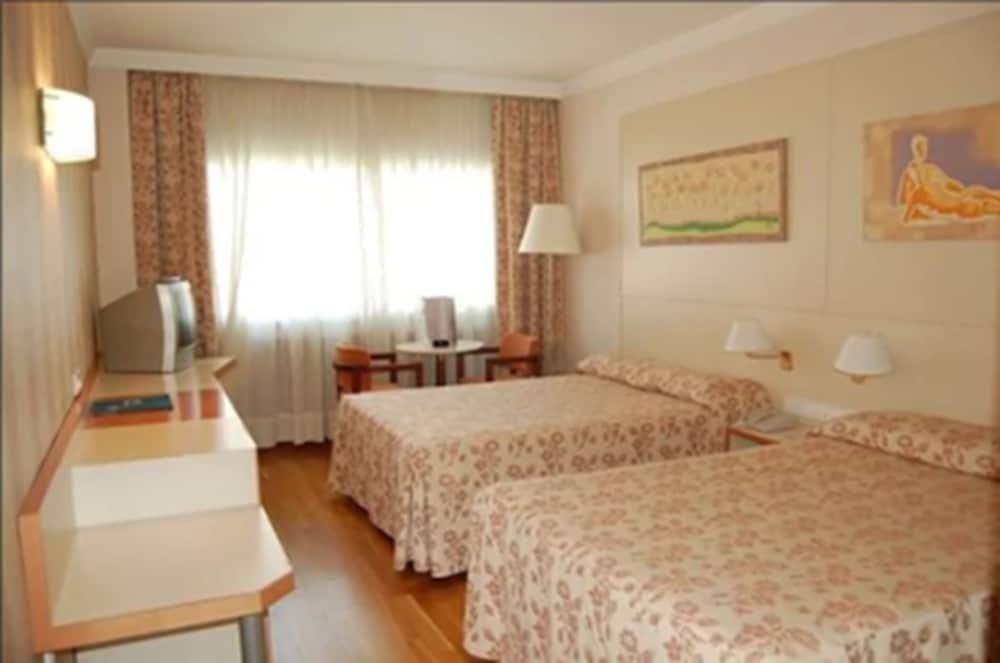 Foto de una habitación de Hotel Urpí