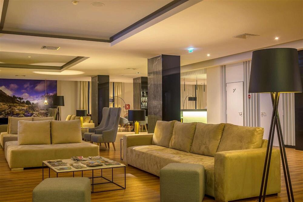 Foto de las zonas nobles de Hotel Covilhã Dona Maria Affiliated by Meliá