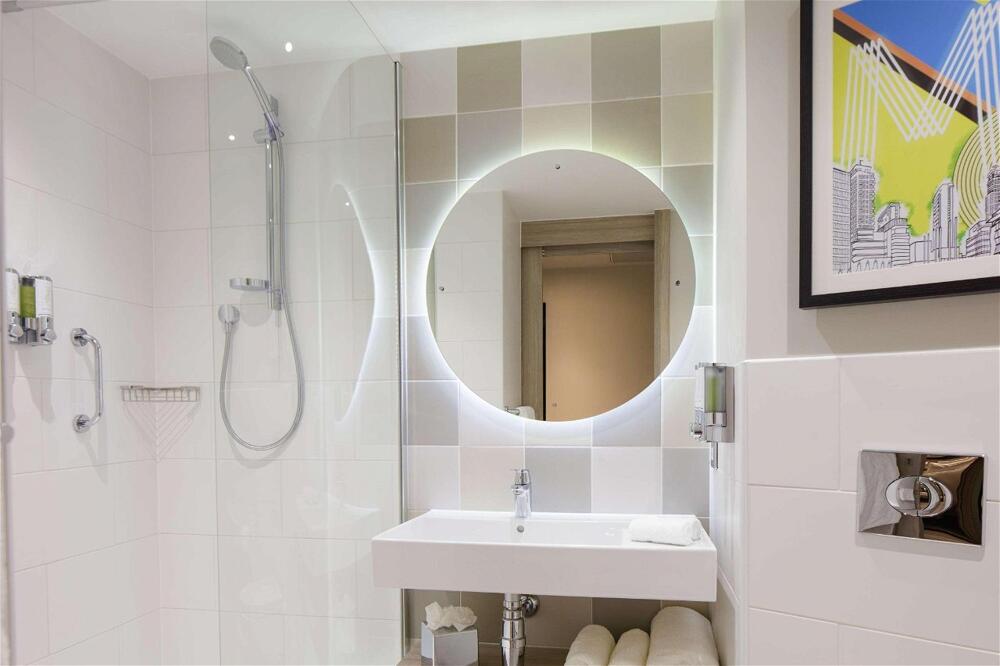 Foto del baño de Hotel Hampton by Hilton Manchester Northern Quarter