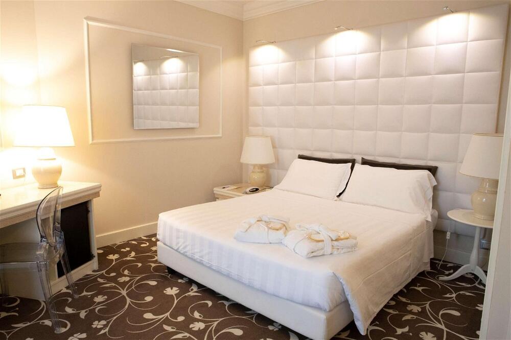 Room – Etrusco Arezzo Hotel, Sure Hotel Collection by Best Western