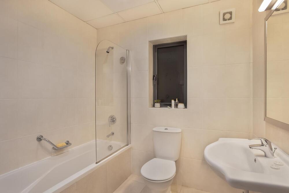 Foto de una habitación de Plaza Regency Hotels