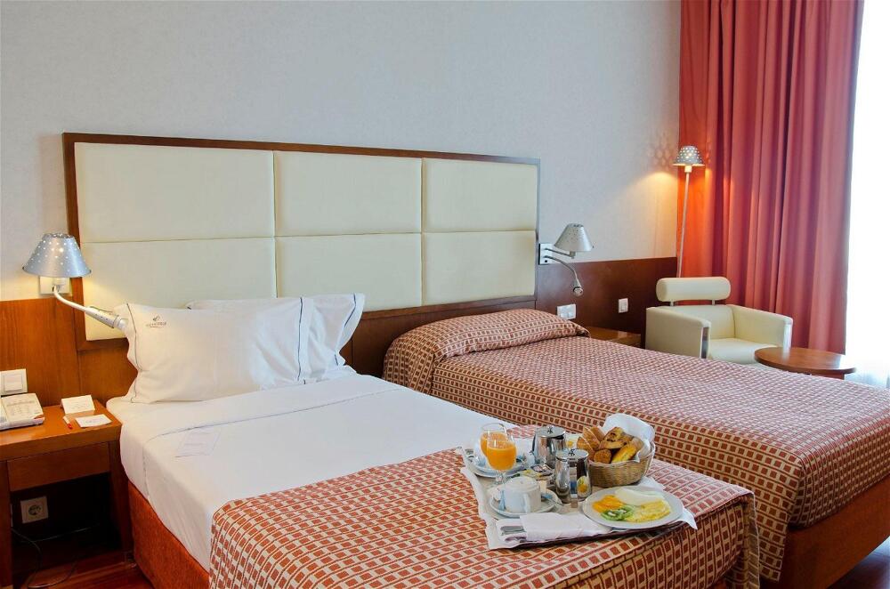 Foto general de VIP Executive Arts Hotel