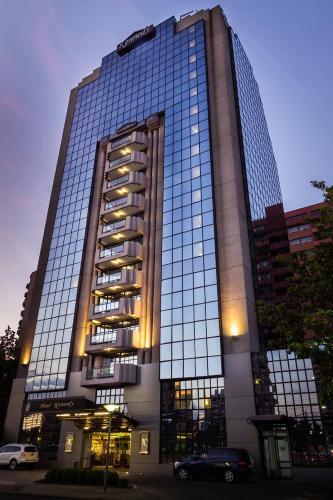 Foto del exterior de Hotel Wyndham Garden Santiago Kennedy