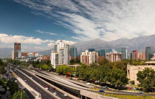 Foto general de Hotel Wyndham Garden Santiago Kennedy