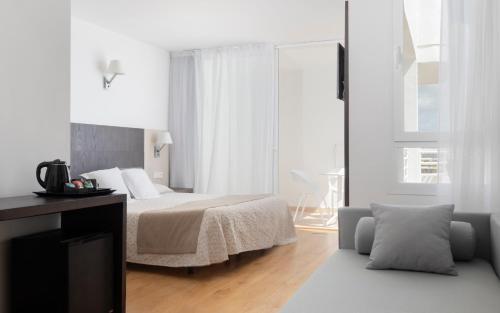 Foto de una habitación de Hotel Palia Sa Coma Playa