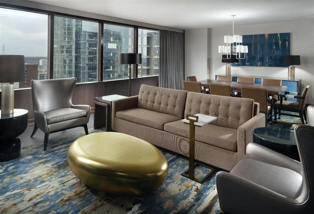Foto de una habitación de Omni Charlotte Hotel