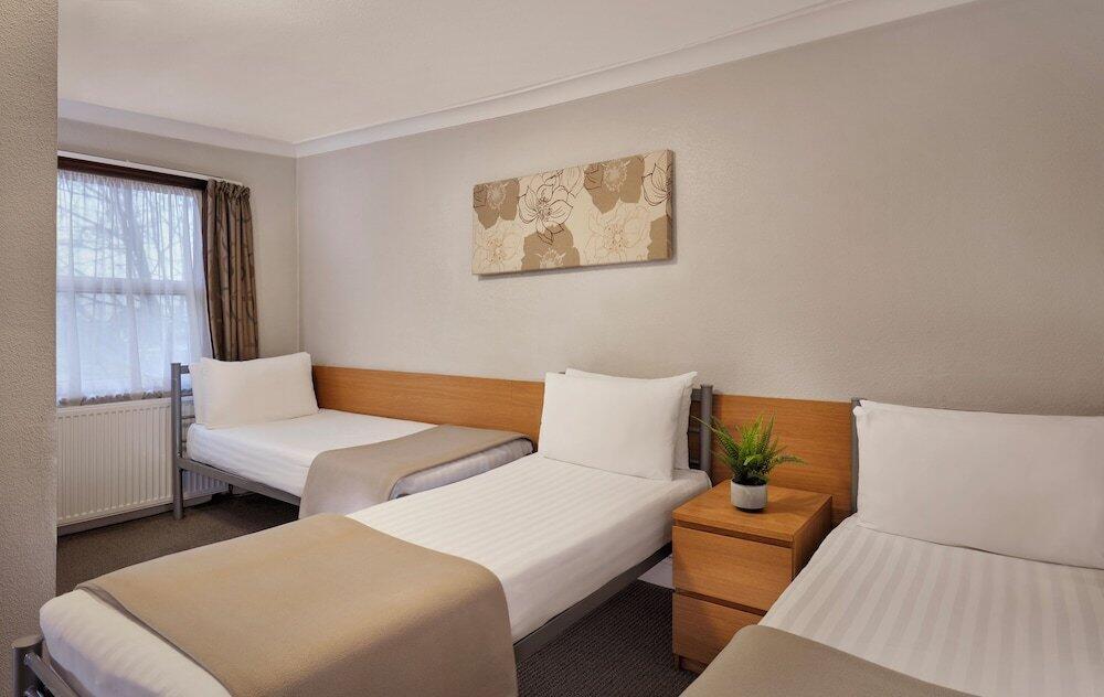 Foto de una habitación de Lords Hotel
