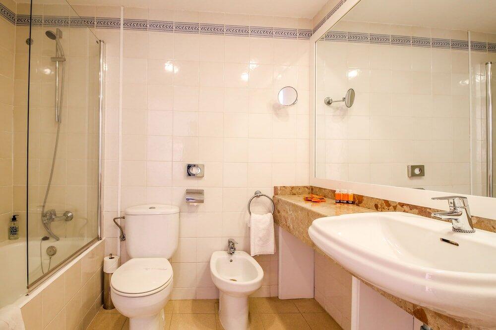 Foto del baño de Aparthotel Duva &amp;amp; Spa