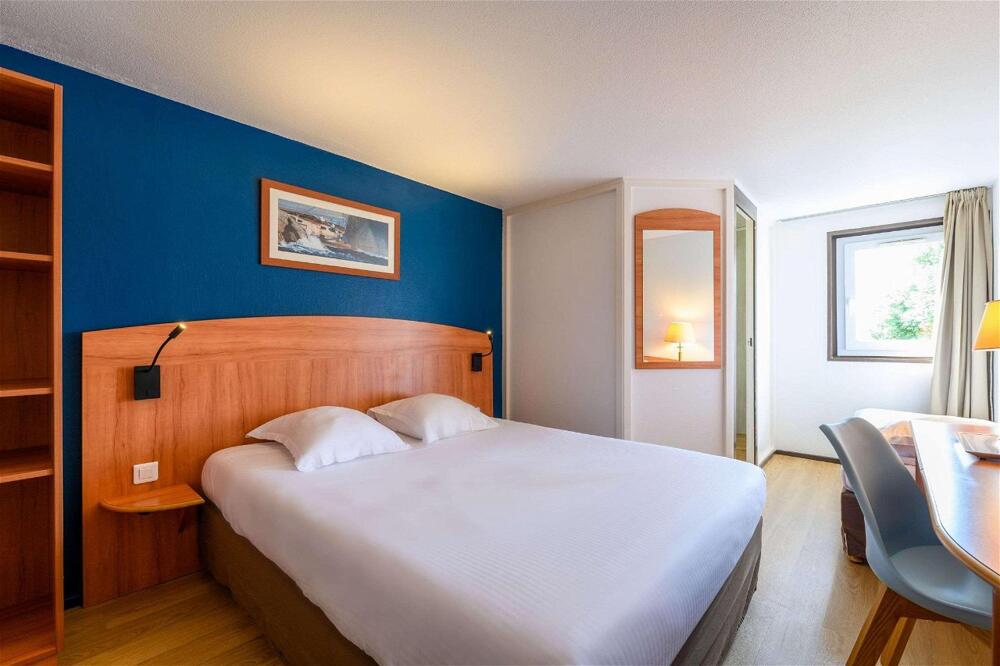 Foto de una habitación de Comfort Hotel Evreux