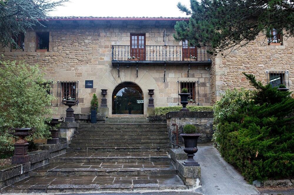 Foto del exterior de Hotel Luze El Toro