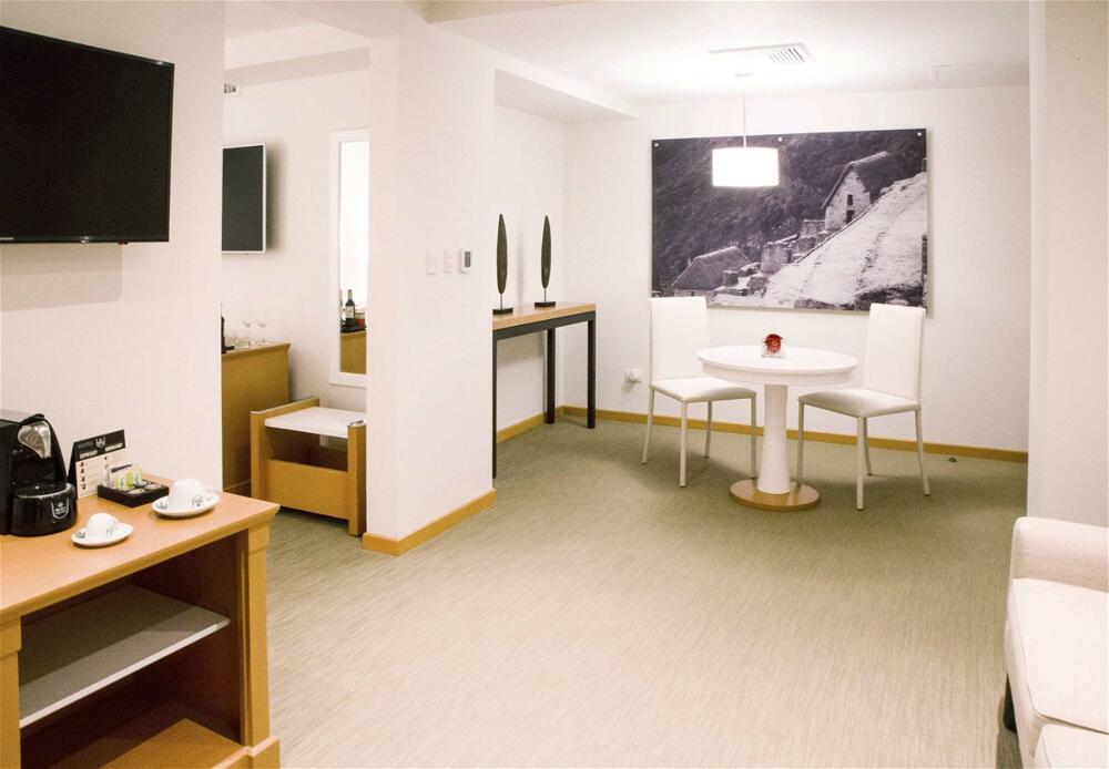 Foto de restauración de Hotel Melia Lima