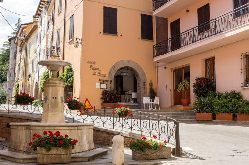 Foto del exterior de Albergo La Rocca