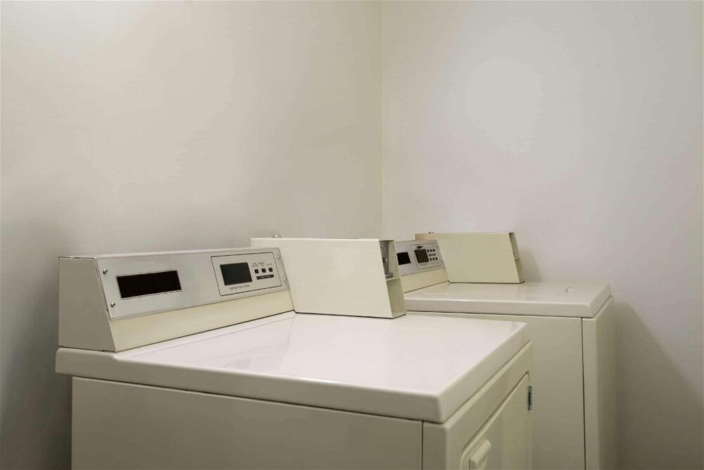 Foto de los servicios de Hotel Days Inn by Wyndham Vancouver Downtown