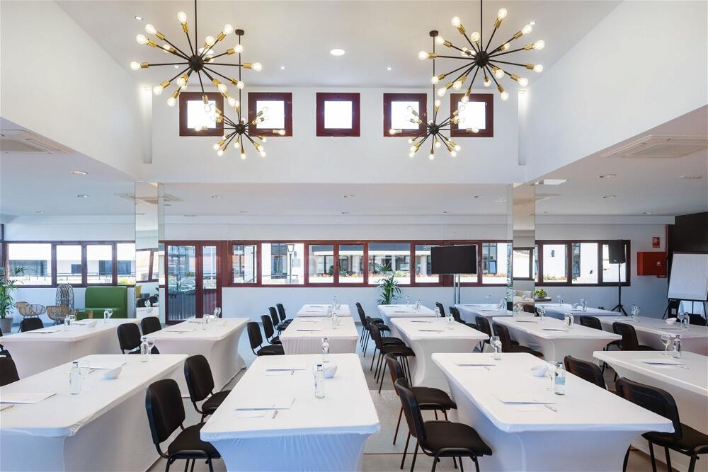 Foto de los servicios de Hotel Occidental Roca Negra - Adults Only